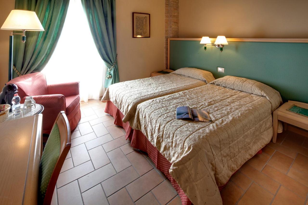 Hotel Residence Diamantina Ferrara Exterior foto